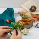 فوائد شرب الماء مع الأعشاب